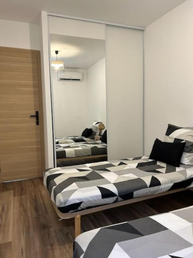 Appartement Jacuzzi Нарбон Екстериор снимка