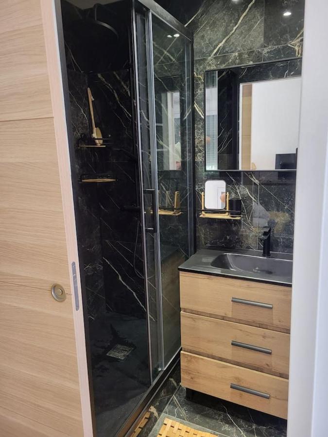 Appartement Jacuzzi Нарбон Екстериор снимка